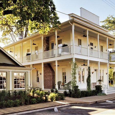 Tallman Hotel Upper Lake Exterior photo